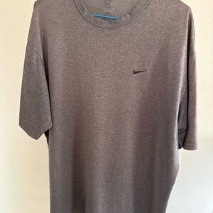 Nike Men's Heather Gray Short-Sleeve Dri-FIT Tee